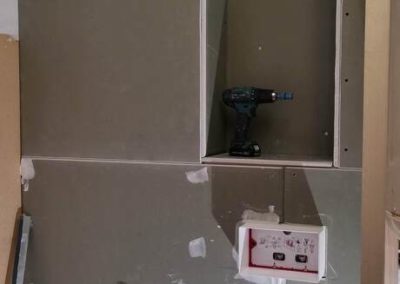 Plomberie, installation de sanitaire dans une salle de bain